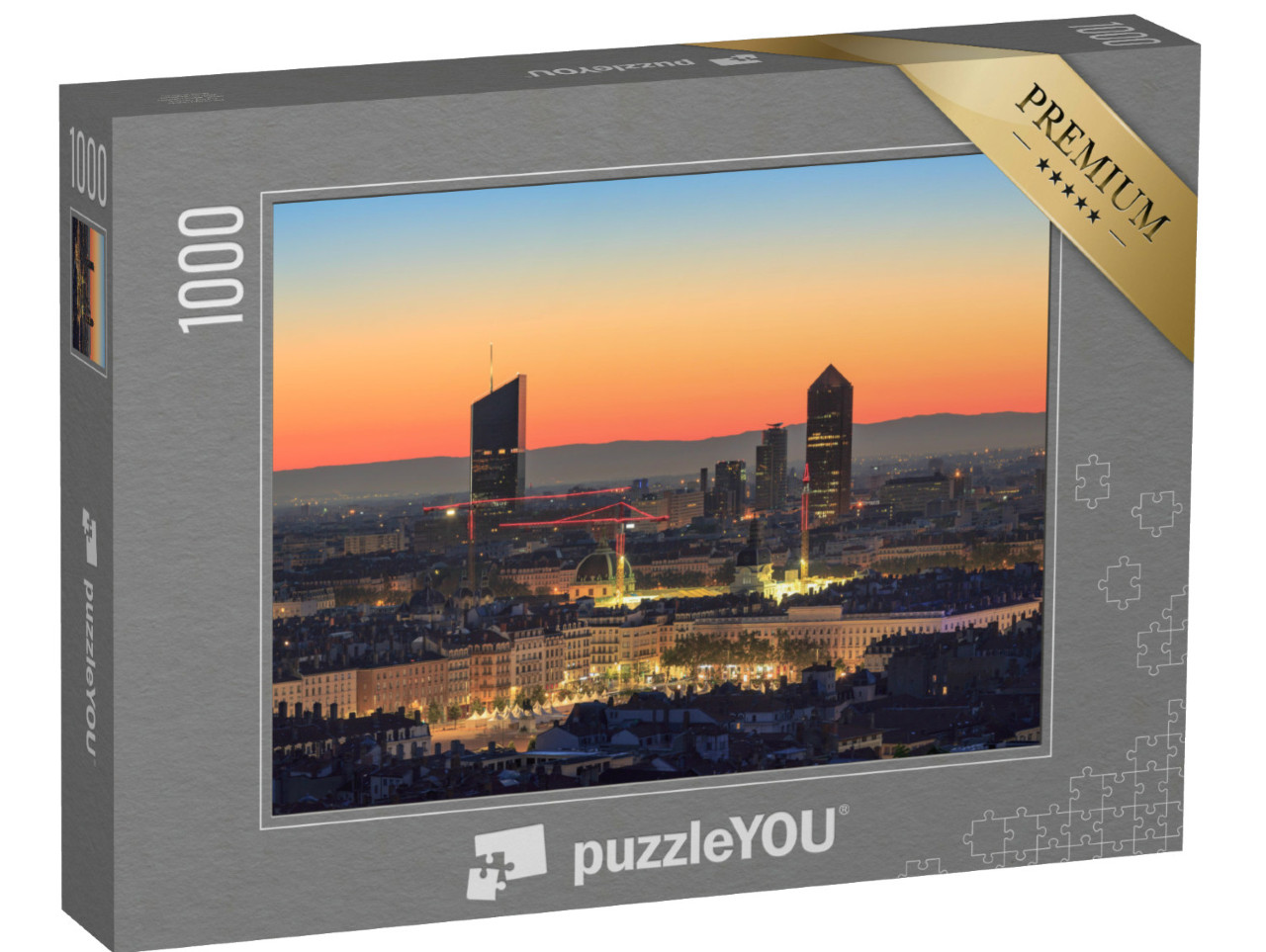 Puzzle de 1000 pièces « La place Bellecour et les tours de la Part-Dieu dans la ville de Lyon, France, à l'aube. »