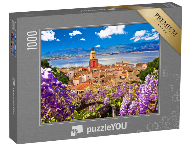 Puzzle de 1000 pièces « Vue sur le clocher et les vieux toits du village de Saint Tropez »