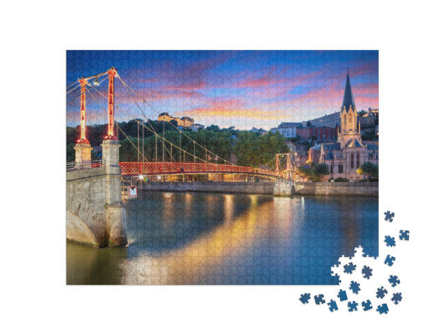 Puzzle de 1000 pièces « Lyon . Vue de la ville de Lyon, France, au coucher du soleil. »
