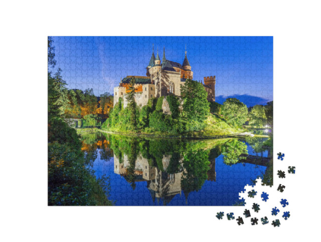 Puzzle de 1000 pièces « Château romantique de Bojnice, patrimoine mondial de l'UNESCO, Slovaquie »
