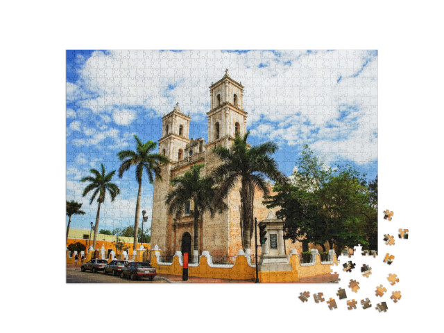 Puzzle de 1000 pièces « Cathédrale San Servasio à Valladolid, Yucatan, Mexique »