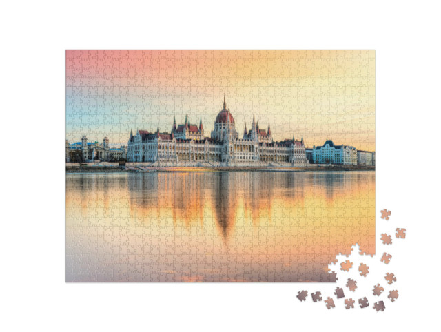Puzzle de 1000 pièces « Vue sur le Parlement de Budapest au coucher du soleil, Hongrie »