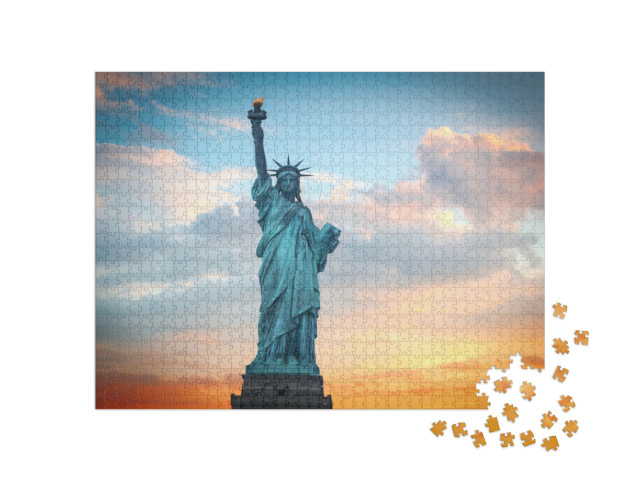 Puzzle de 1000 pièces « Statue de la Liberté dans la lumière du matin »