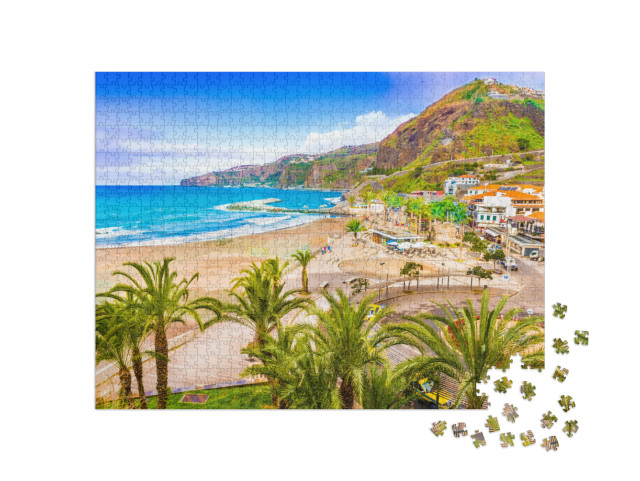 Puzzle de 1000 pièces « Malerische Stadt Ribeira Brava, Madère, Portugal »