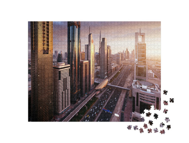 Puzzle de 1000 pièces « Skyline de Dubaï à l'heure du coucher du soleil, Émirats arabes unis »