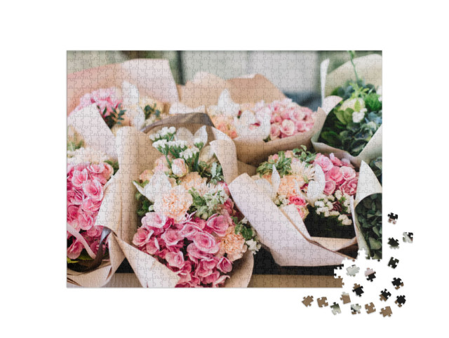 Puzzle de 1000 pièces « Bouquets de fleurs chez le fleuriste »