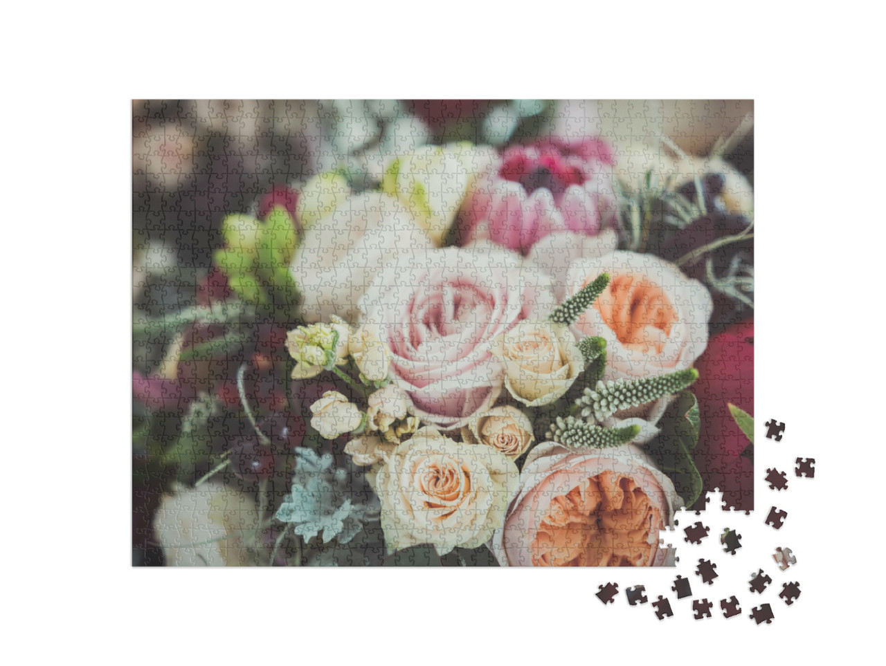 Puzzle de 1000 pièces « Des roses dans le bouquet d'une mariée »