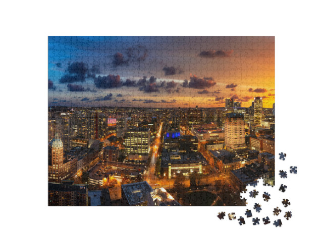 Puzzle de 1000 pièces « Vue panoramique au crépuscule, Vancouver »