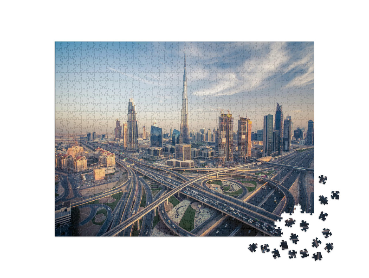 Puzzle de 1000 pièces « Skyline de Dubaï avec les voies rapides les plus fréquentées »