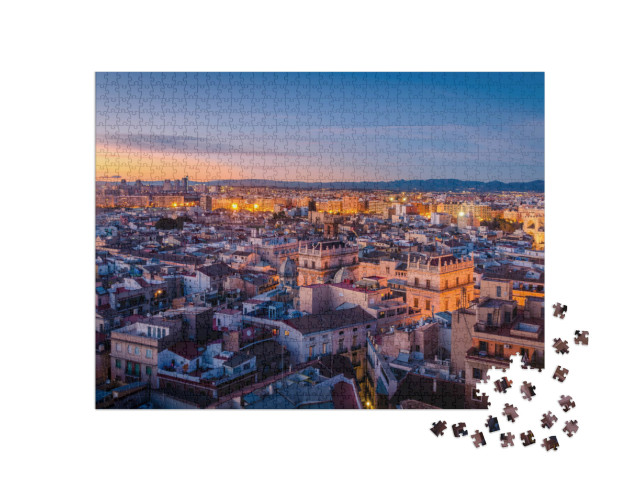 Puzzle de 1000 pièces « Coucher de soleil sur le centre historique de Valence »