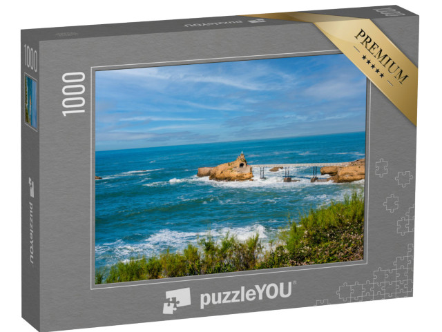 Puzzle de 1000 pièces « Coucher de soleil sur le célèbre rocher de la Vierge dans la ville de Biarritz, sur la côte basque »