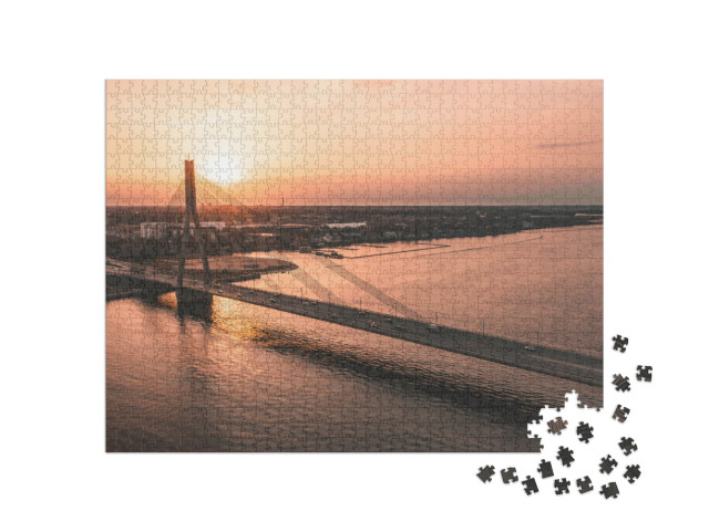 Puzzle de 1000 pièces « Pont sur la rivière au coucher du soleil »