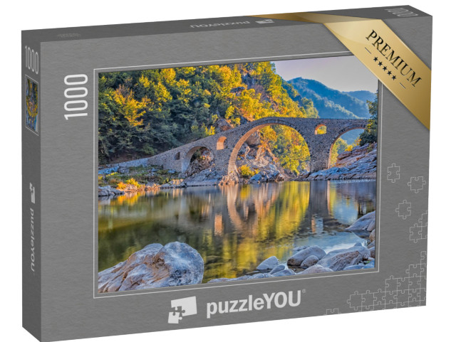 Puzzle de 1000 pièces « Vieux pont de pierre près d'Ardino en automne, Bulgarie »