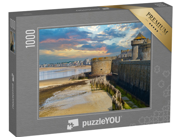 Puzzle de 1000 pièces « Skyline de la côte de la Manche et anciens remparts de la ville de Saint-Malo »