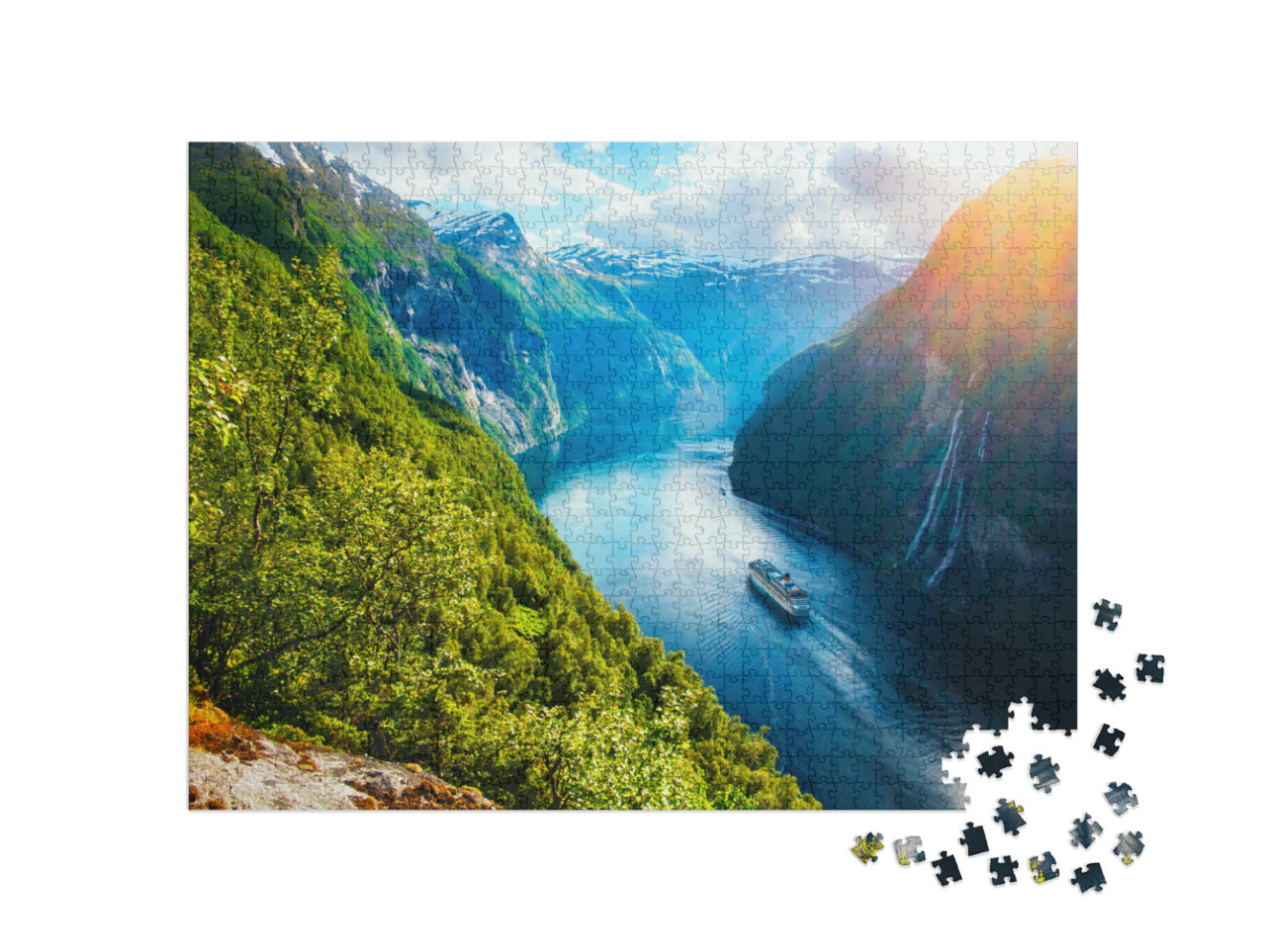 Puzzle de 1000 pièces « Vue sur le Sunnylvsfjorden : Fjord avec bateau de croisière et cascade, Norvège »