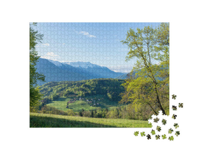 Puzzle de 1000 pièces « Paysage de montagne dans les Alpes savoyardes dans le parc naturel régional des Bauges »