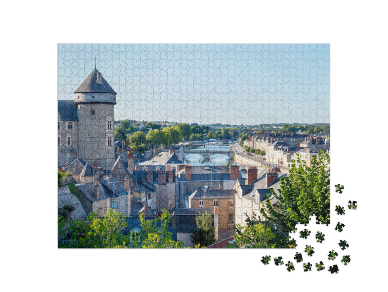 Puzzle de 1000 pièces « Rives de la rivière Mayenne, ville de Laval, Mayenne, Pays de Loire, France »