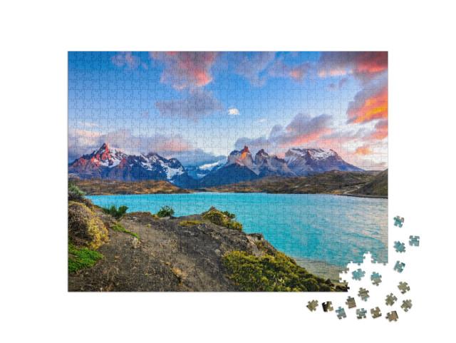 Puzzle de 1000 pièces « Torres del Paine au-dessus du lac Pehoe, Patagonie, Chili »