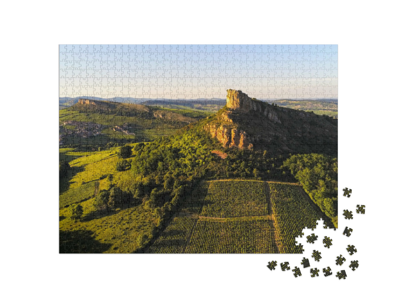 Puzzle de 1000 pièces « Les falaises calcaires de Solutré et Vergisson en Bourgogne du Sud »