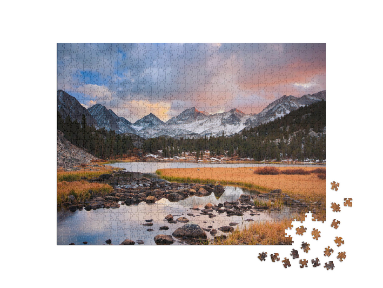 Puzzle de 1000 pièces « Magnifique coucher de soleil dans les montagnes »