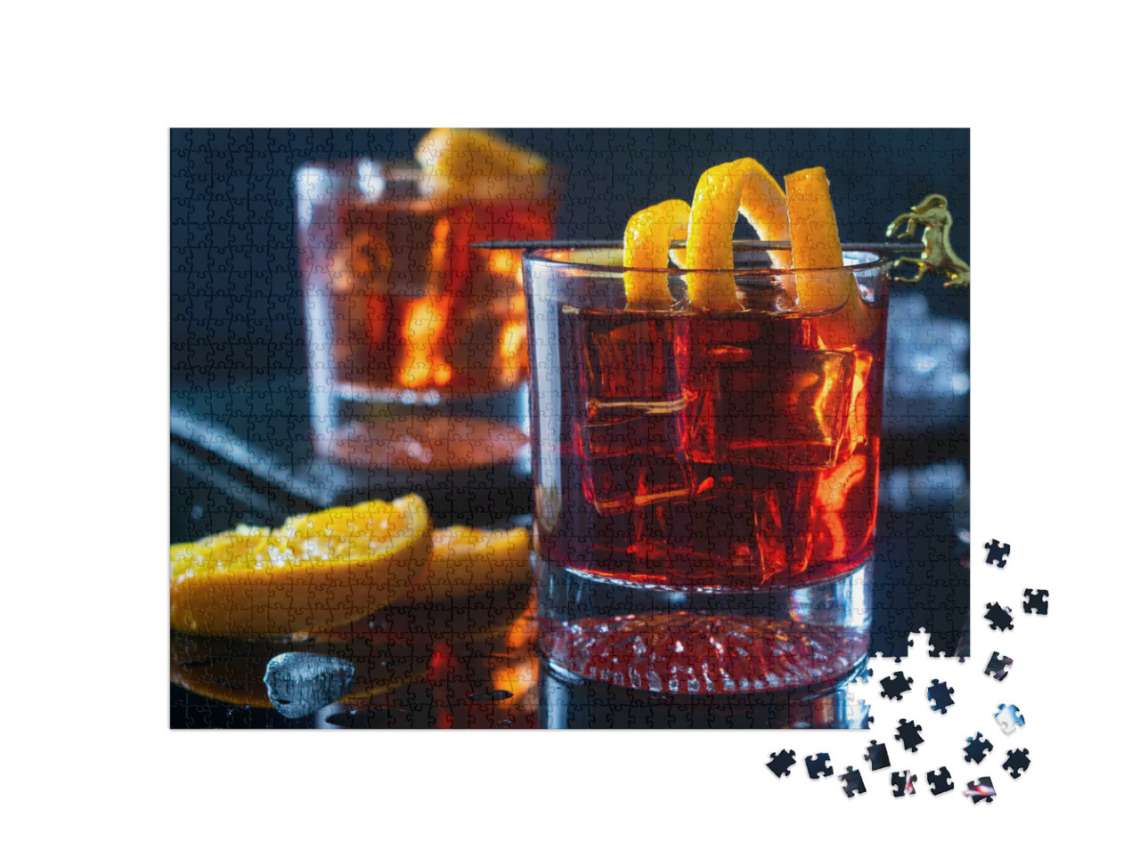 Puzzle de 1000 pièces « Cocktail Negroni avec oranges et décoration »