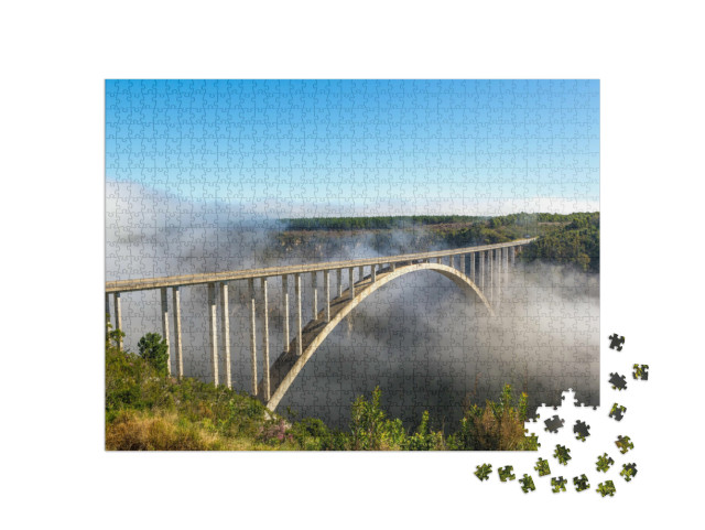 Puzzle de 1000 pièces « Pont célèbre pour ses sauts à l'élastique dans le district de Garden Route, Afrique du Sud »
