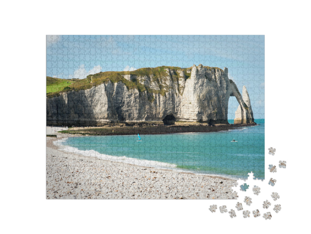 Puzzle de 1000 pièces « Plage avec falaise de Falaise d'Aval. Normandie, Côte d'Albatre, France. »