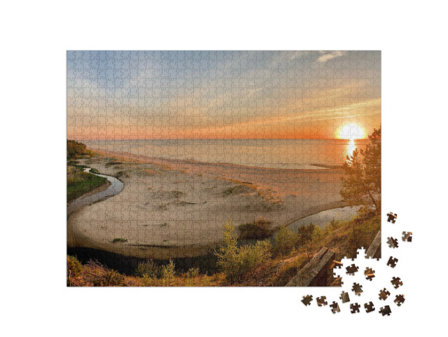 Puzzle de 1000 pièces « Vue panoramique de la mer Baltique et de la plage au coucher du soleil, Saulkrasti, Lettonie »