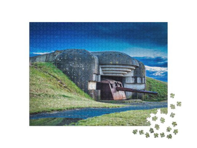 Puzzle de 1000 pièces « Photographie de la batterie allemande de Longues Sur Mer en Normandie. Seconde Guerre mondiale »