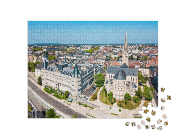 Puzzle de 1000 pièces « Paroisse Eglise Saint Martin, une église catholique dans la ville de Pau en France »