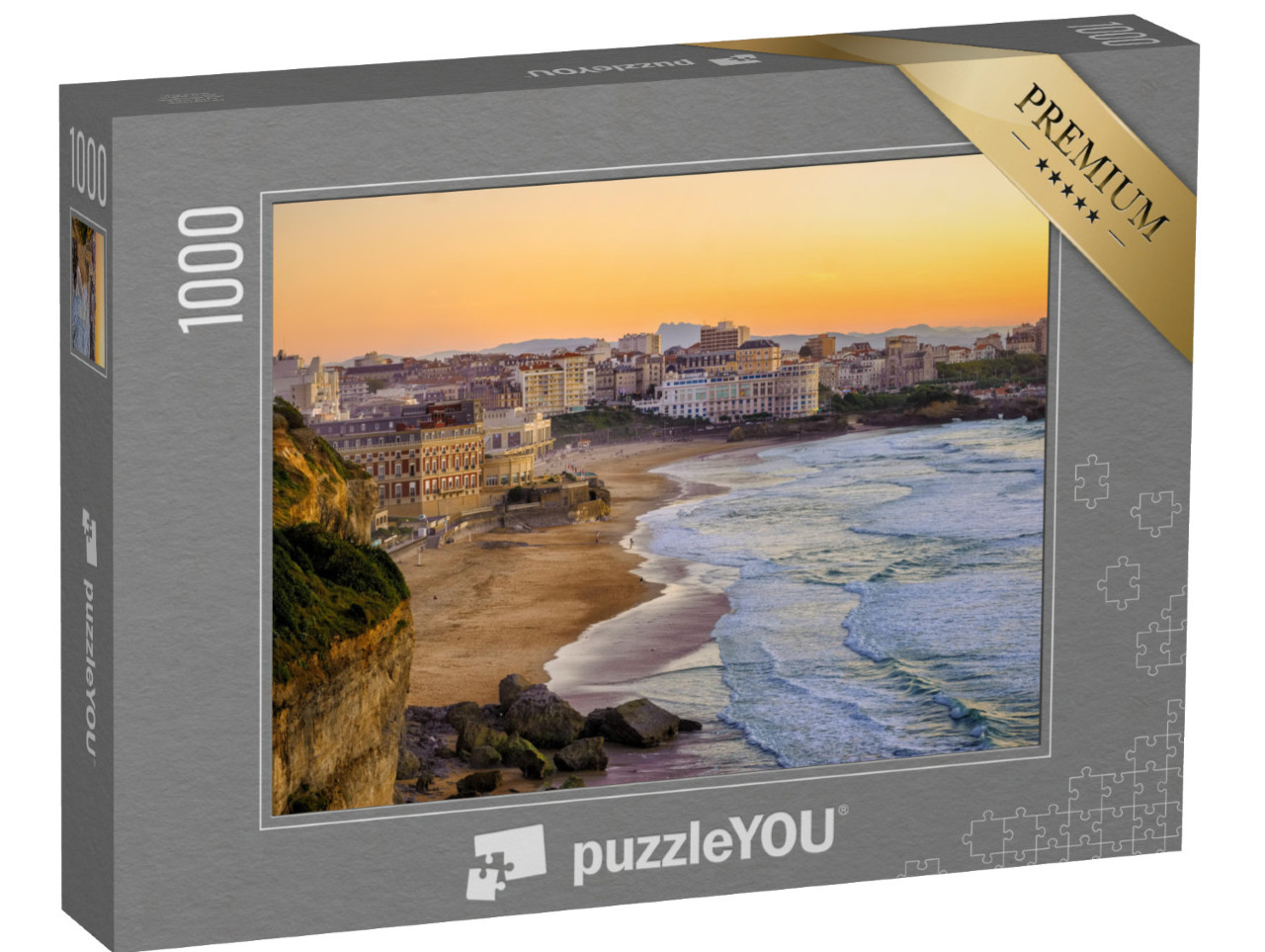 Puzzle de 1000 pièces « La ville de Biarritz et ses célèbres plages de sable fin - Miramar et La Grande Plage »