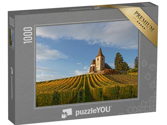 Puzzle de 1000 pièces « Église du village alsacien de Hunawihr, entourée de vignobles, avec de belles couleurs jaunes d'automne »