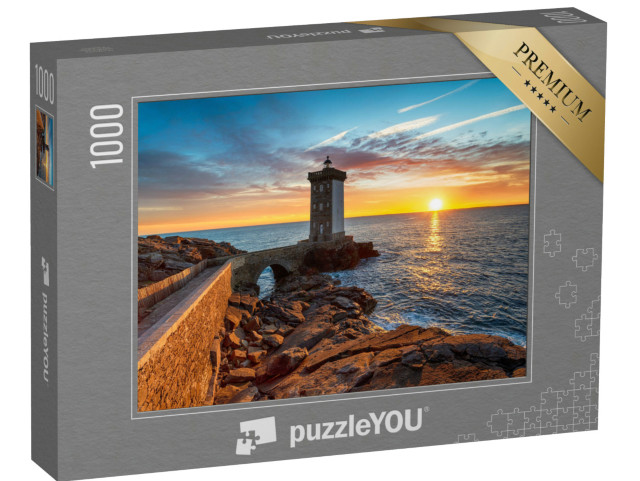 Puzzle de 1000 pièces « Coucher de soleil sur le phare de Kermorvan sur la côte bretonne près de Brest »