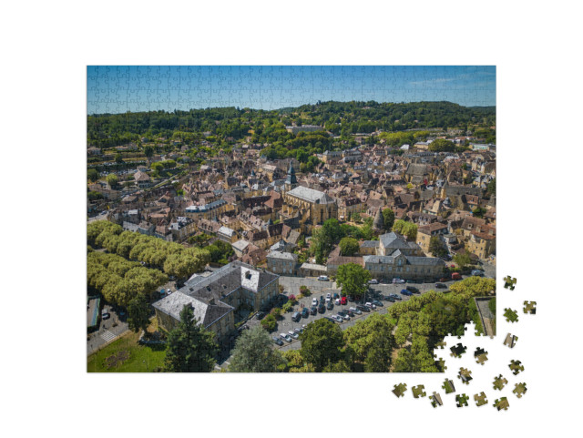 Puzzle de 1000 pièces « Vue aérienne de la ville de Sarlat la caneda, dans le Périgord, Dordogne, France »