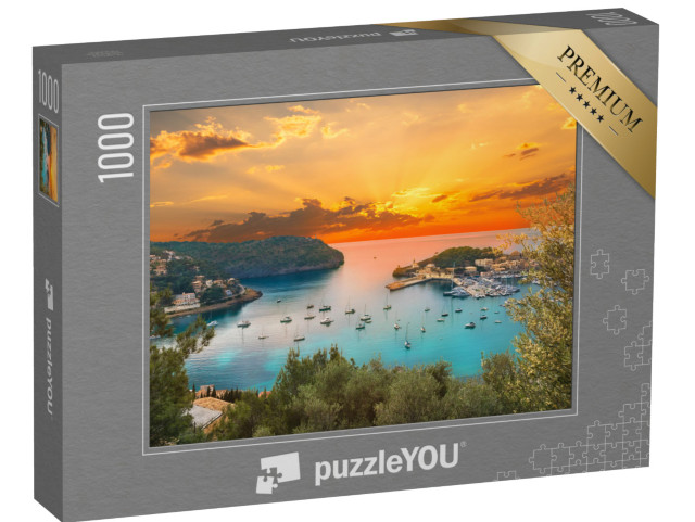 Puzzle de 1000 pièces « Vue sur le célèbre port de Soller, coucher de soleil à Majorque »