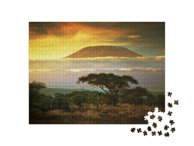 Puzzle de 1000 pièces « Pittoresque : Savane et nuages au Kilimandjaro à Amboseli, Kenya, Afrique »