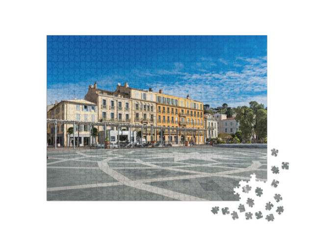 Puzzle de 1000 pièces « La place Clemenceau dans la ville de Hyères, France »