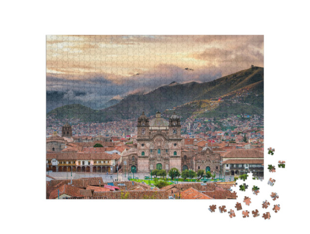 Puzzle de 1000 pièces « Soleil matinal sur la Plaza de armas, Cusco »