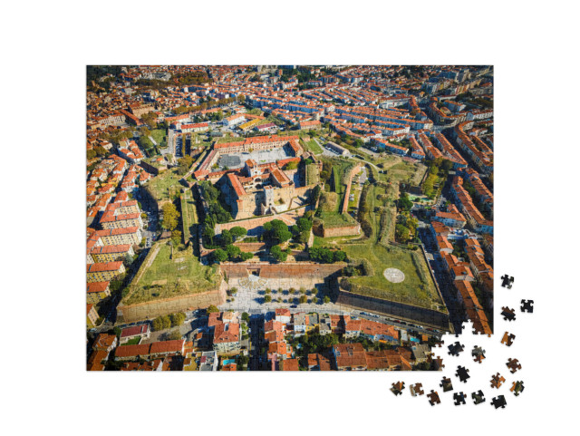 Puzzle de 1000 pièces « Vue aérienne de la ville de Perpignan en France »