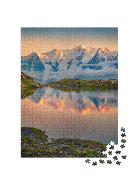 Puzzle de 1000 pièces « Coucher de soleil estival sur le lac Blanc avec le Mont Blanc en arrière-plan »