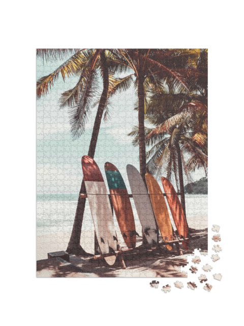 Puzzle de 1000 pièces « Planches de surf sous les palmiers »
