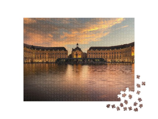 Puzzle de 1000 pièces « Place De La Bourse et tramway à Bordeaux, France. Un patrimoine mondial de l'Unesco »