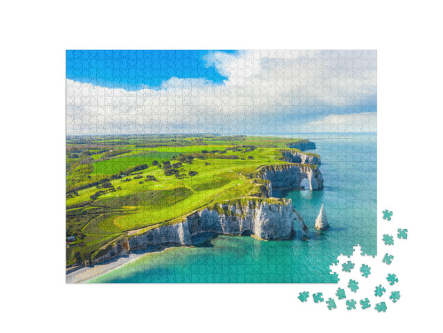 Puzzle de 1000 pièces « Falaises d'Etretat : falaises naturelles en Normandie, France »