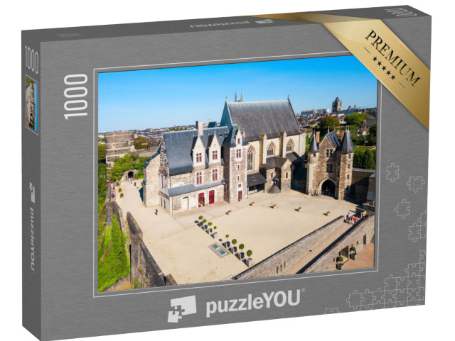 Puzzle de 1000 pièces « Le Château d'Angers est un château situé dans la ville d'Angers, dans la vallée de la Loire »