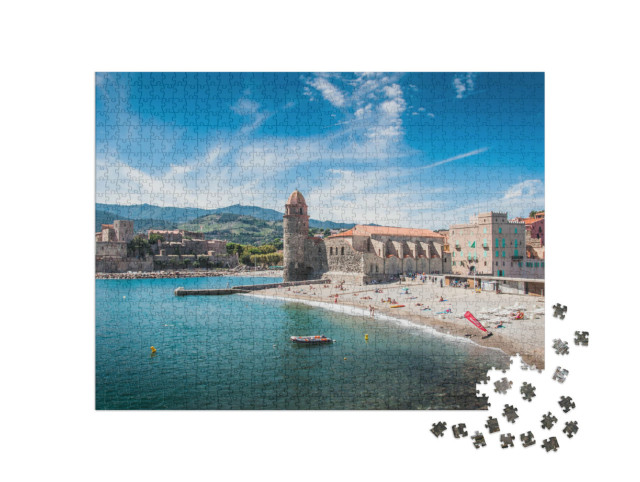 Puzzle de 1000 pièces « Église Notre-Dame-des-Anges à Collioure, au bord de la Méditerranée, Pyrénées-Orientales, France »