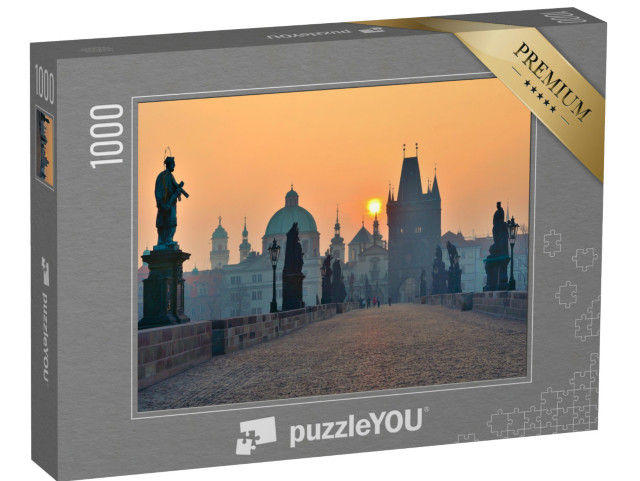 Puzzle de 1000 pièces « Lever de soleil sur Prague - vue depuis le pont Charles »