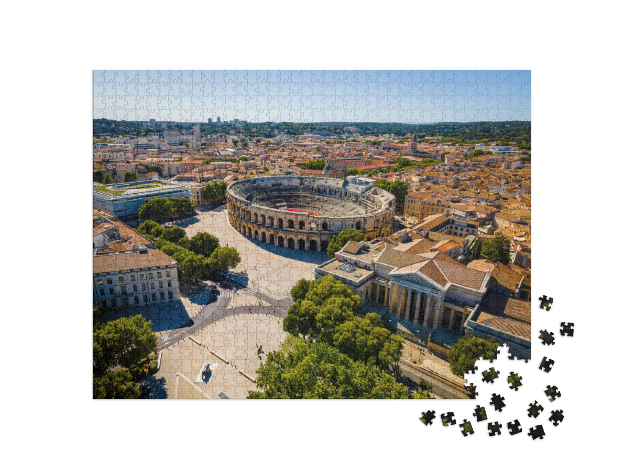 Puzzle de 1000 pièces « Vue aérienne des arènes de Nîmes, une ancienne ville romaine de la région Occitanie dans le sud de la France »