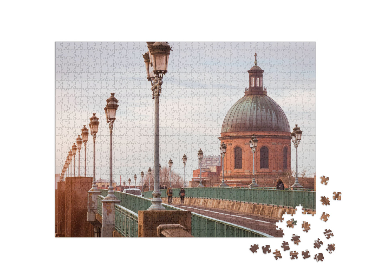 Puzzle de 1000 pièces « Le pont Saint-Pierre et le dôme de la Grave à Toulouse, France. »