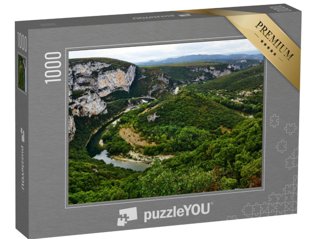 Puzzle de 1000 pièces « Vallée de rivière et de montagne dans les Gorges de l'Ardèche en France »