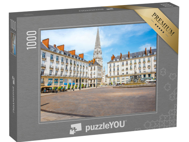 Puzzle de 1000 pièces « Vue de la place royale avec la fontaine et le clocher de l'église dans la ville de Nantes en France »